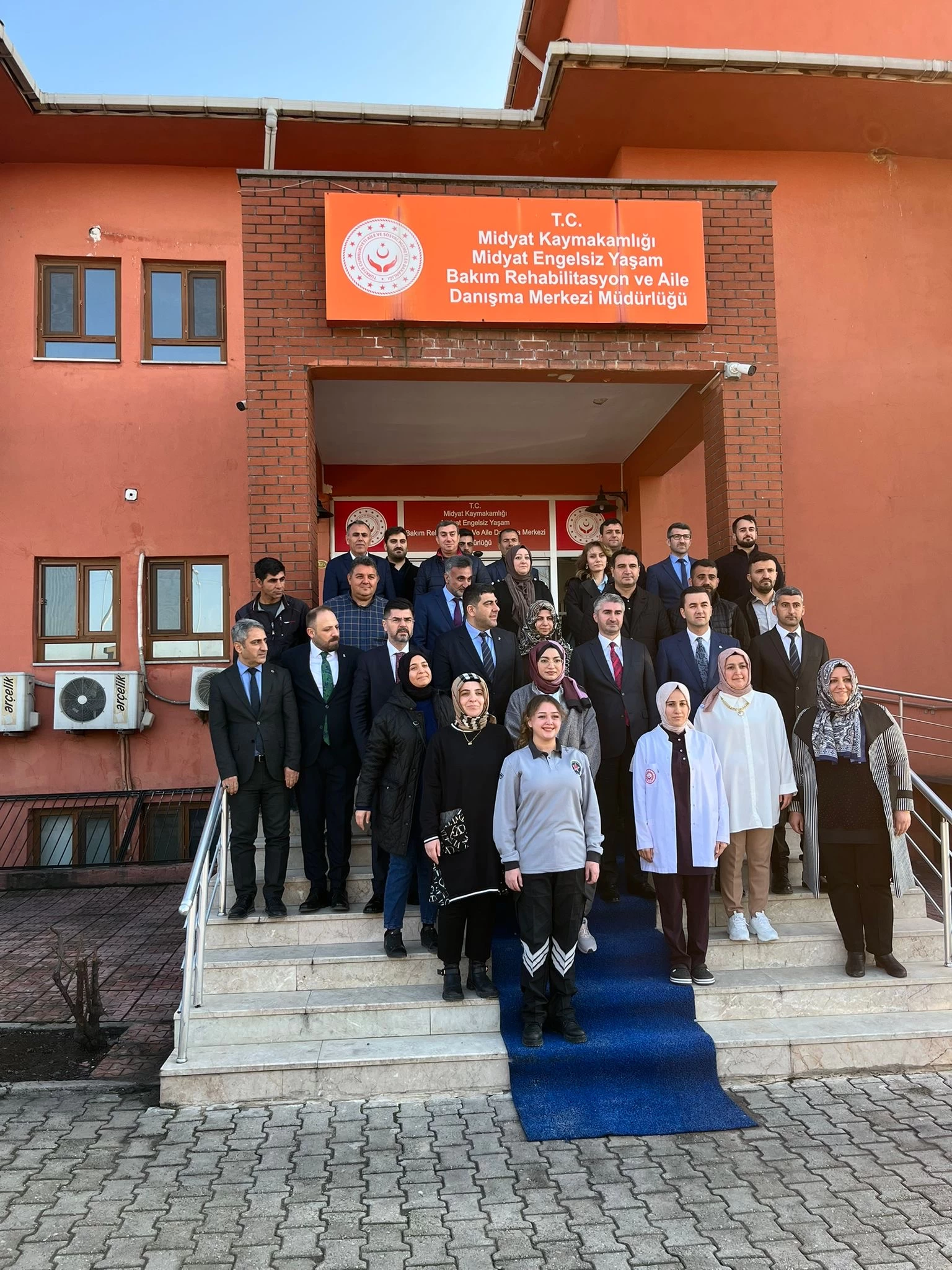 Aile ve Sosyal Hizmetler Bakan Yardımcımız Sayın Zafer Tarıkdaroğlu ile adem ziyaretimiz.