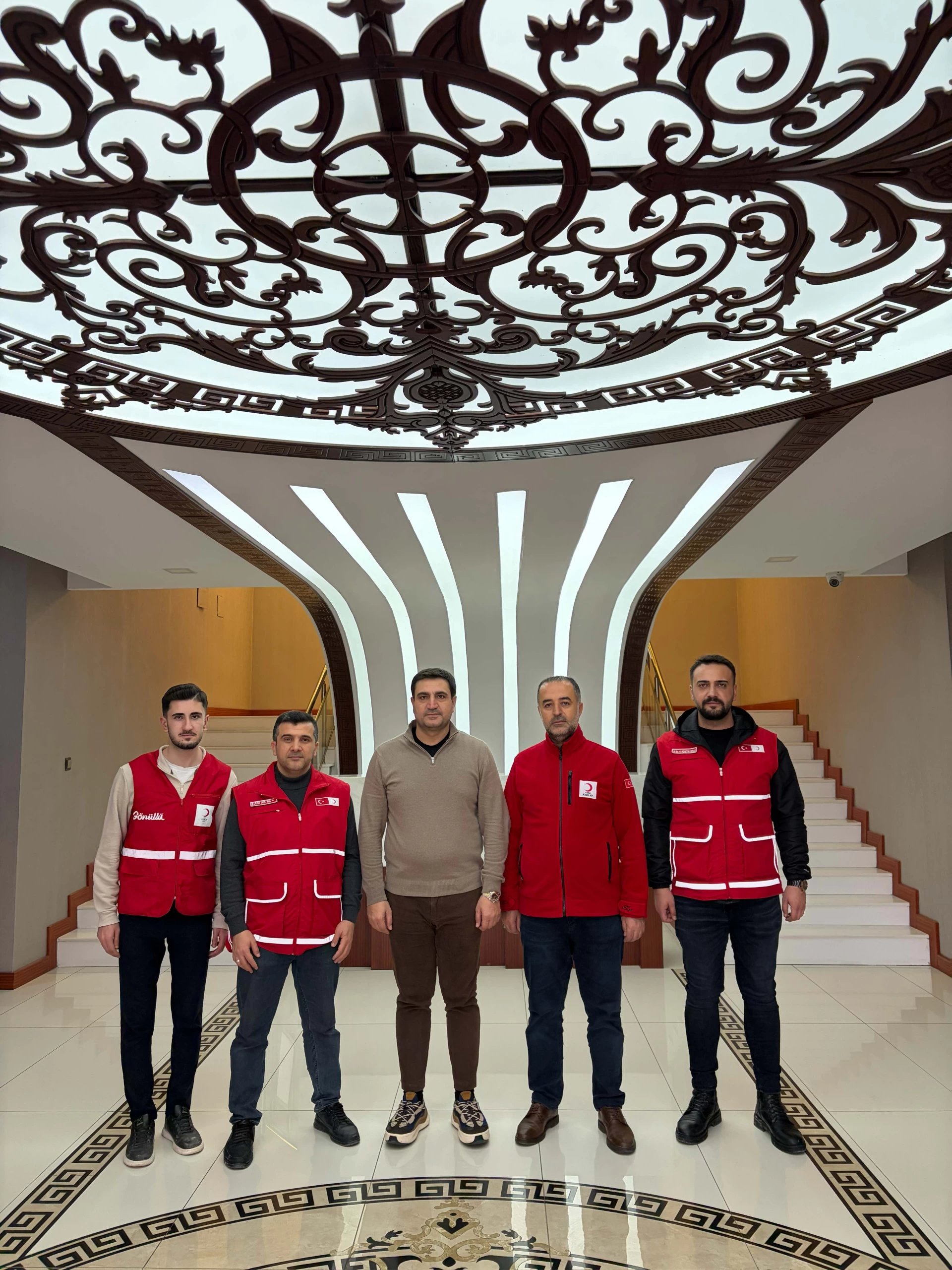 Artuklu Kızılay Başkanı Sayın Şeyhmus Arı ve Yönetimini Ağırladık