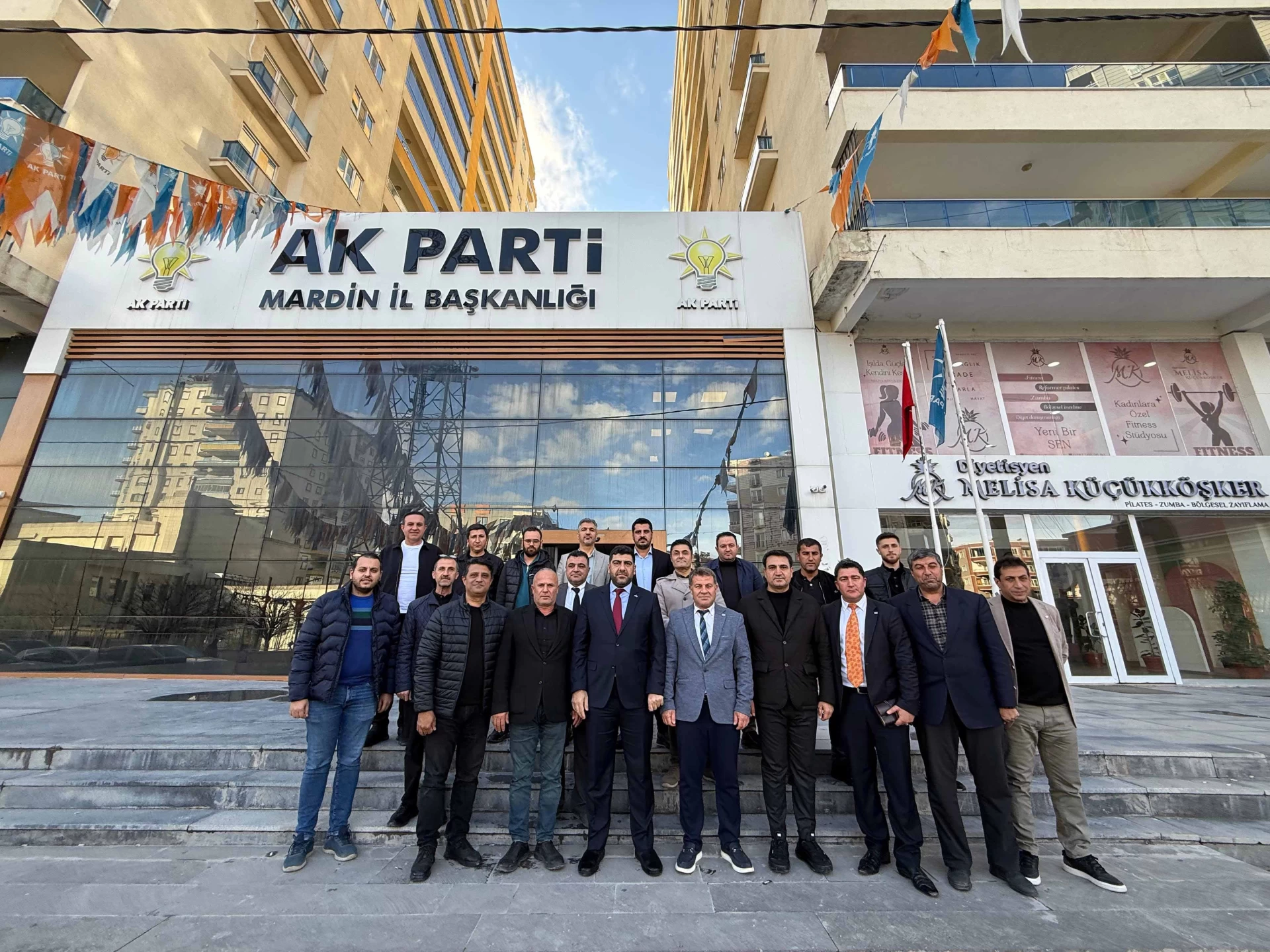 Türkiye Beyazay Derneği Mardin Şubesi Heyeti AK Parti İl Başkanlığımızı Ziyaret Etti